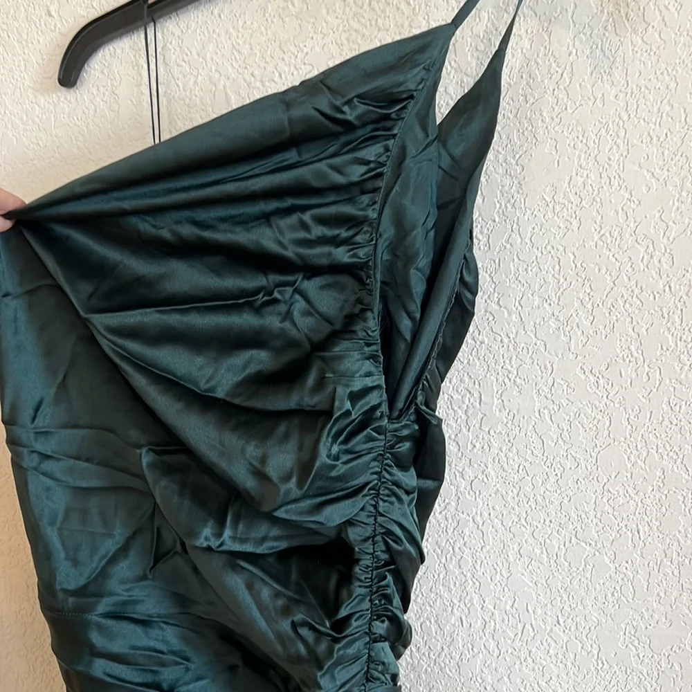 The Sei One Shoulder Midi Dress in Hunter - Picture 9 of 16